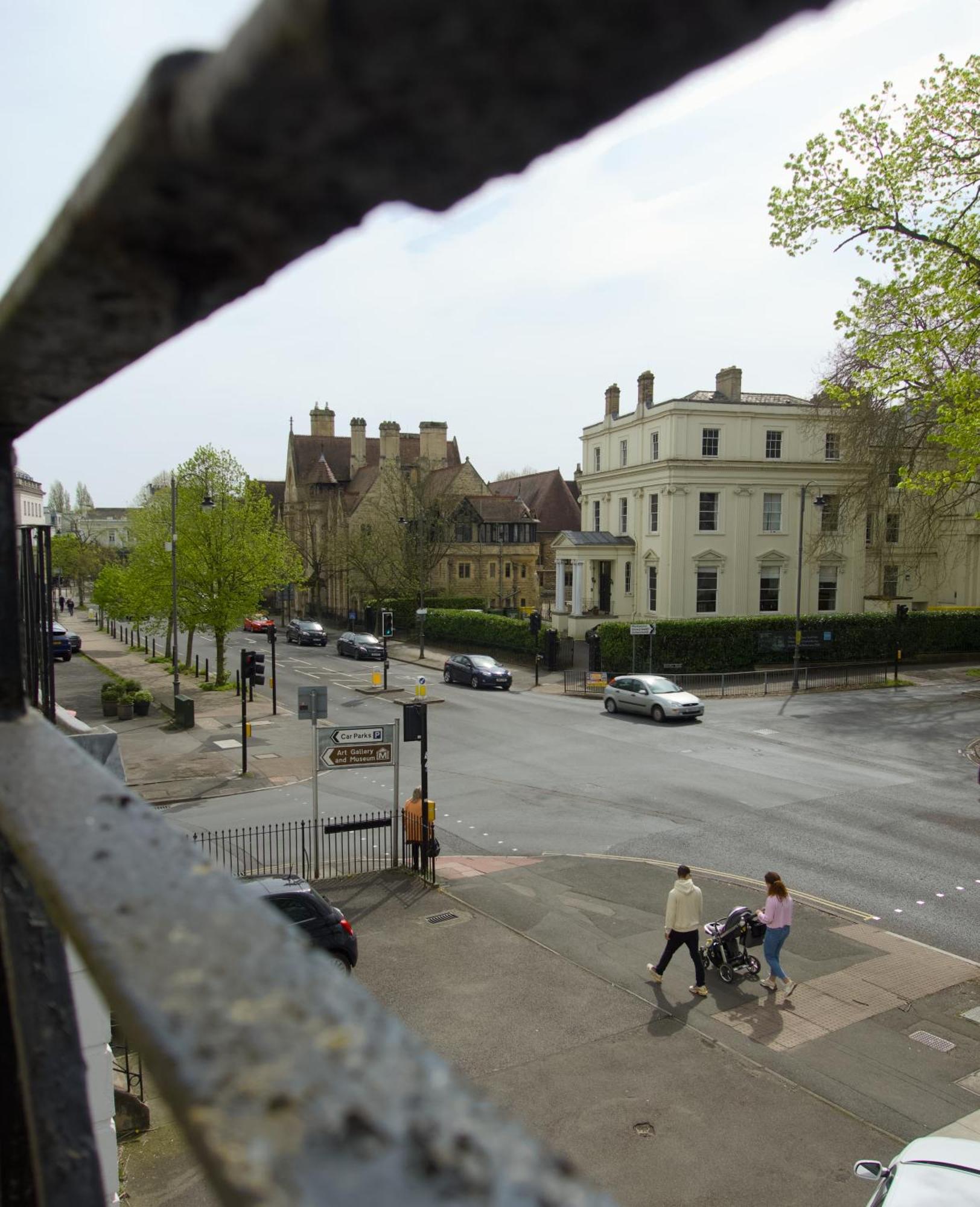 1 Bedroom Apartment - The Onyx Cheltenham Exterior photo